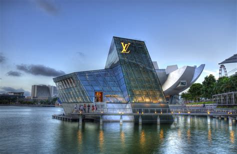 lv store in singapore